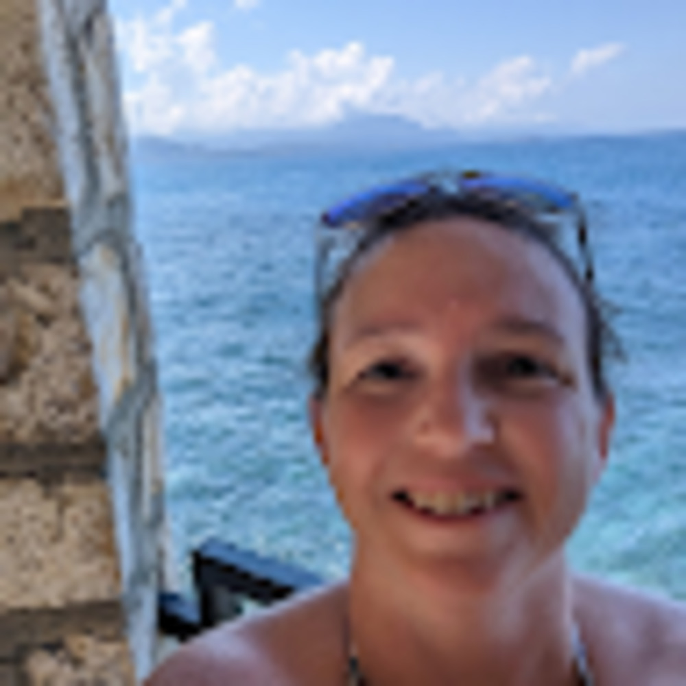 Meet your Posher, Janet